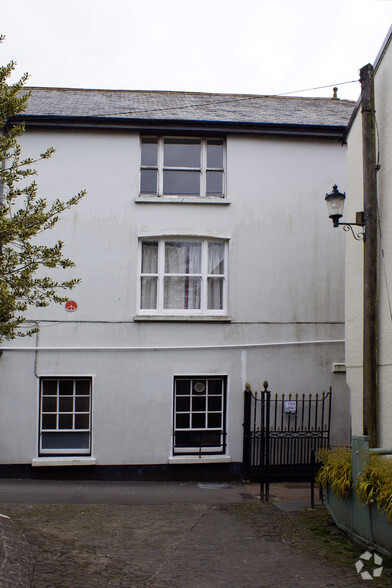 1 Fore St, Torrington for sale - Building Photo - Image 2 of 3