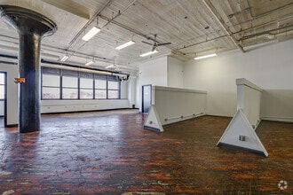 5070-5080 Parkside Ave, Philadelphia, PA to rent Interior Photo- Image 1 of 2