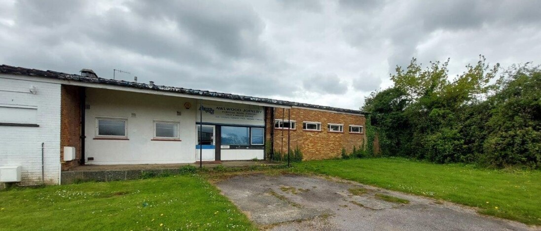 Bruce Grove, Wickford for sale Building Photo- Image 1 of 1
