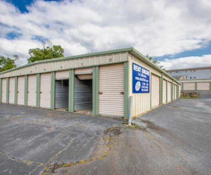 402 Section Line St, Malvern, AR for sale - Building Photo - Image 1 of 4