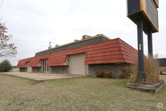 2021 N Boomer Rd, Stillwater, OK for sale Primary Photo- Image 1 of 1