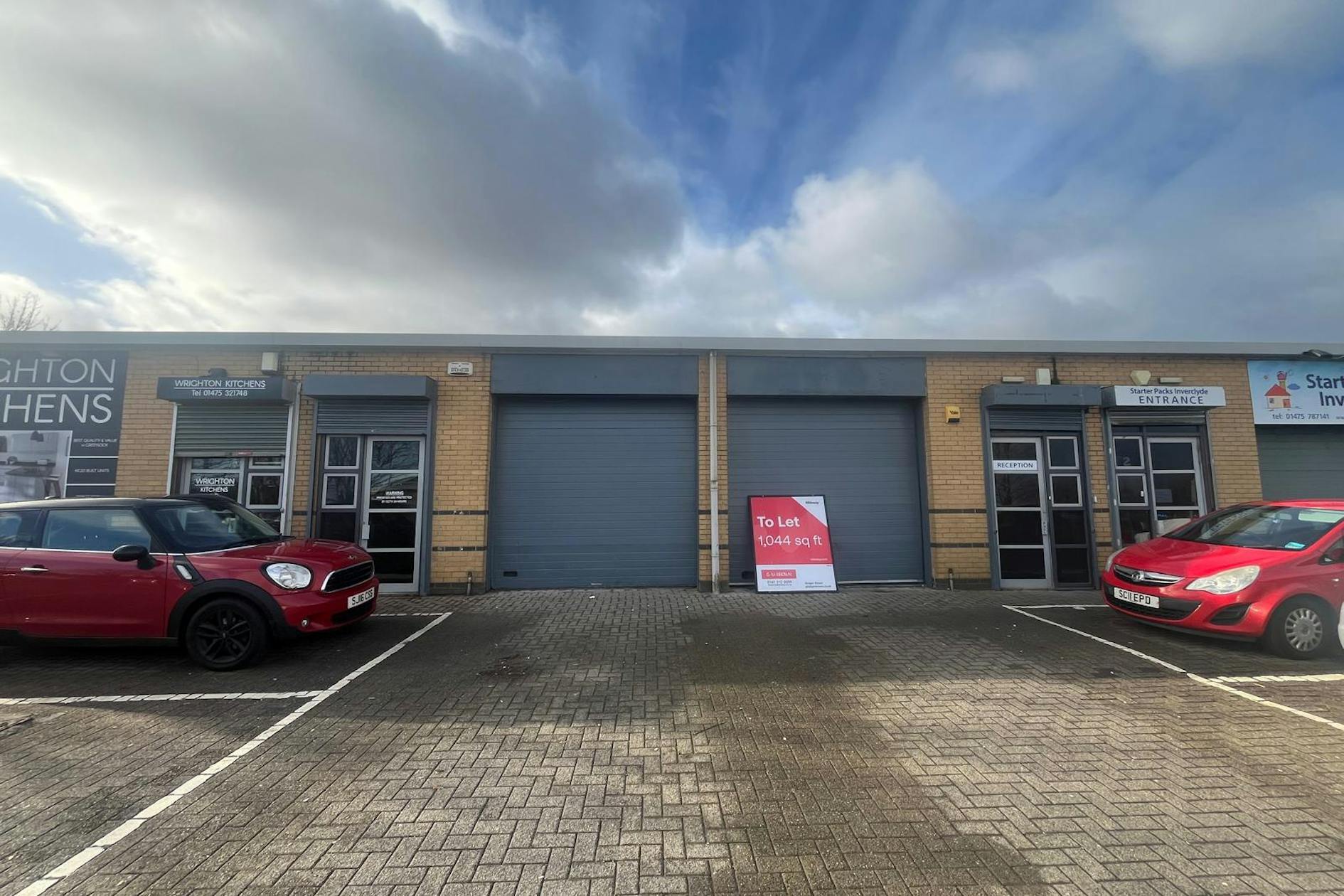 6 Empress Ct, Greenock to rent Building Photo- Image 1 of 3