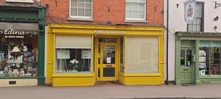7 Old St, Worcester to rent Building Photo- Image 2 of 7