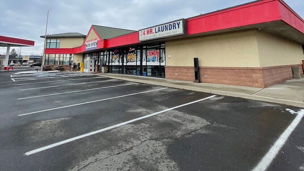 11980 W Sunset Hwy, Airway Heights, WA 99001 UK