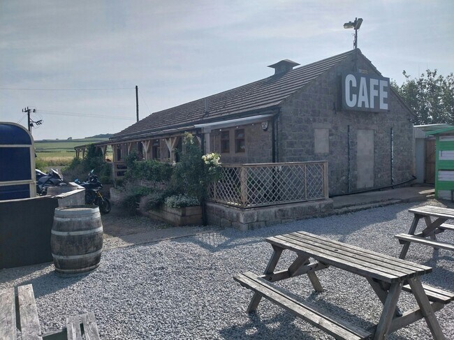 More details for Wardlow, Wardlow - Retail for Sale