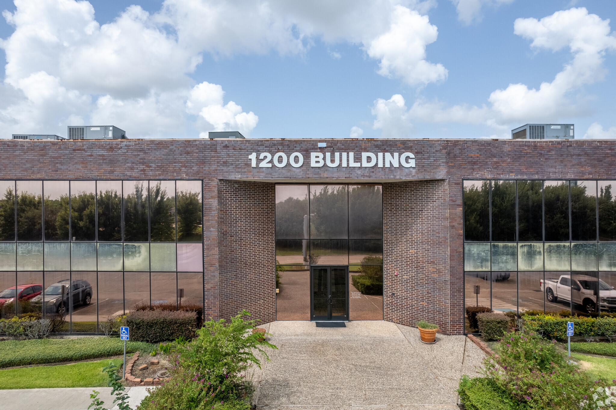 1200 Highway 146 S, La Porte, TX for rent Building Photo- Image 1 of 5