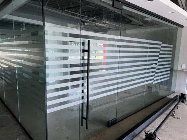 8490-8496 Tyco Rd, Vienna, VA to rent - Building Photo - Image 3 of 9