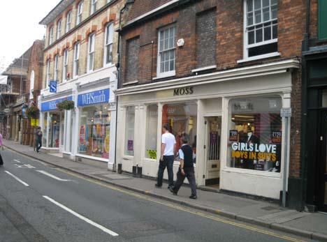 More details for 15 The Borough, Farnham - Retail to Rent