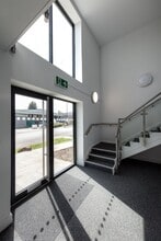 Telford Way, London to rent Interior Photo- Image 1 of 5