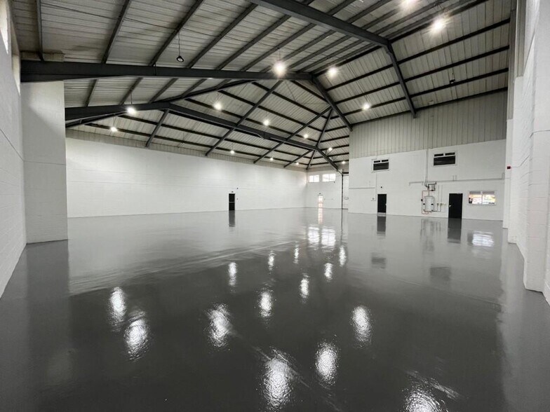 3 Brunel Way, Colchester to rent - Interior Photo - Image 3 of 9