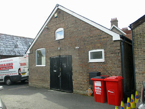 10 Beeches Rd, Crowborough for sale Building Photo- Image 1 of 5