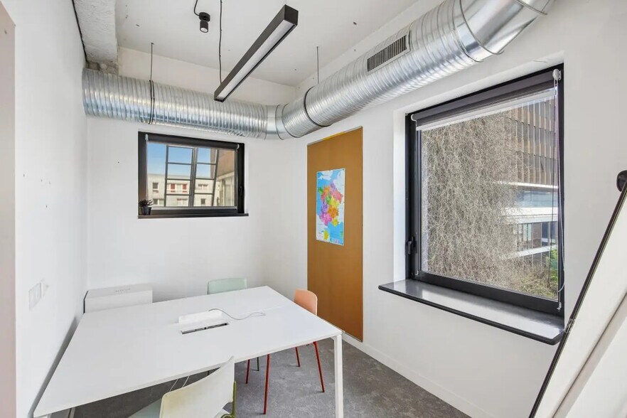 Office in Saint-Ouen-sur-Seine to rent - Interior Photo - Image 3 of 15