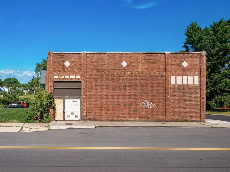 210 W 3rd St, Mansfield, OH for sale - Building Photo - Image 2 of 8