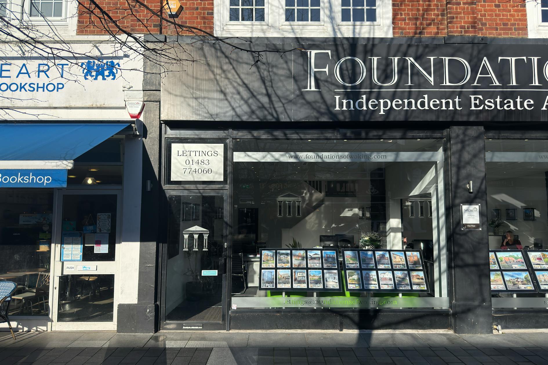 69 Commercial Way, Woking to rent Primary Photo- Image 1 of 6