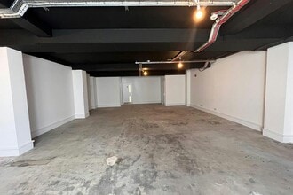 1-3 Market St, Aylesbury to rent Interior Photo- Image 2 of 4