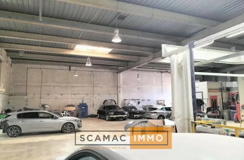 Office in Vitrolles to rent - Building Photo - Image 2 of 5