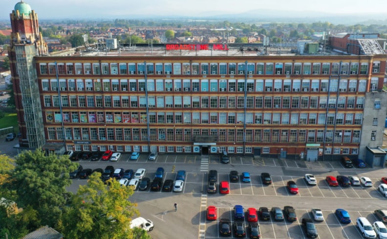 Broadstone Rd, Stockport to rent Aerial- Image 1 of 7