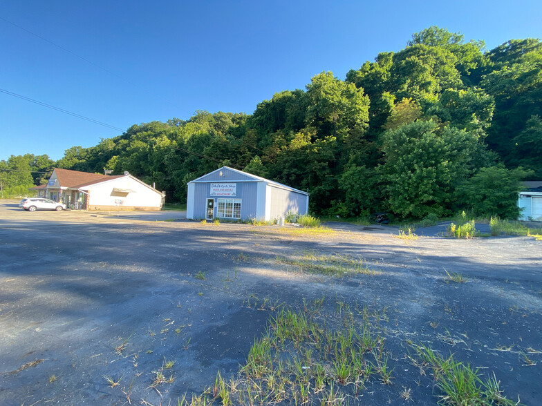 11845 US 23 Hwy, Wurtland, KY for sale - Primary Photo - Image 1 of 1