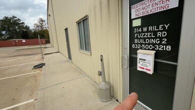 314 W Riley Fuzzel Rd, Spring, TX to rent - Commercial Listing Video 