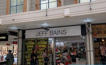 Swan Walk, Burton On Trent to rent Building Photo- Image 1 of 1