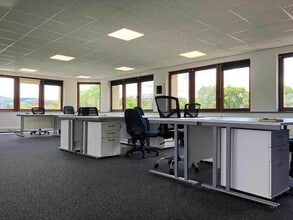 17 Corstorphine Rd, Edinburgh to rent Interior Photo- Image 1 of 3