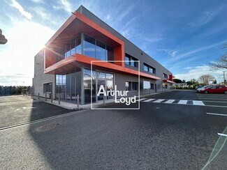 More details for Office, Light Industrial to Rent