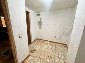 Retail in Ávila, Ávila to rent Interior Photo- Image 2 of 5
