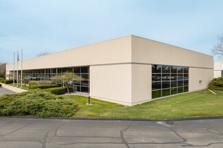 More details for 1718-1722 Indian Wood Cir, Maumee, OH - Light Industrial for Rent