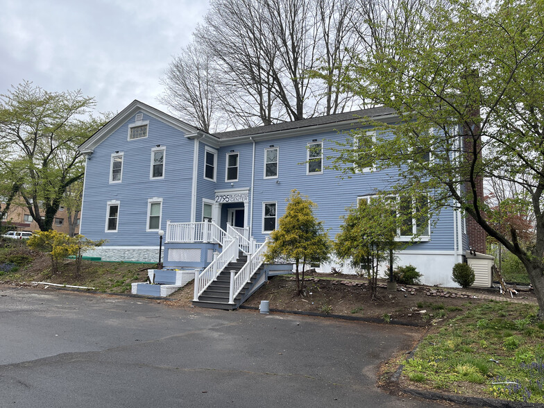 2795 Whitney Ave, Hamden, CT for sale - Building Photo - Image 1 of 1