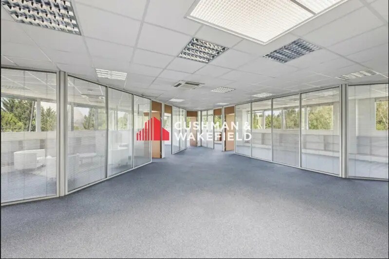 Office in Toulouse to rent Interior Photo- Image 1 of 17