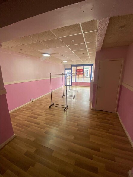 11 Mill St, Brierley Hill to rent - Building Photo - Image 3 of 9