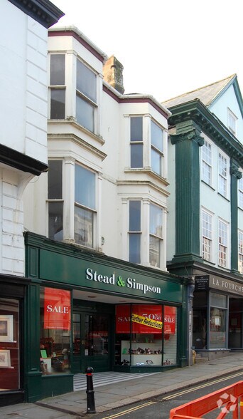 24 High St, Totnes for sale - Primary Photo - Image 1 of 1