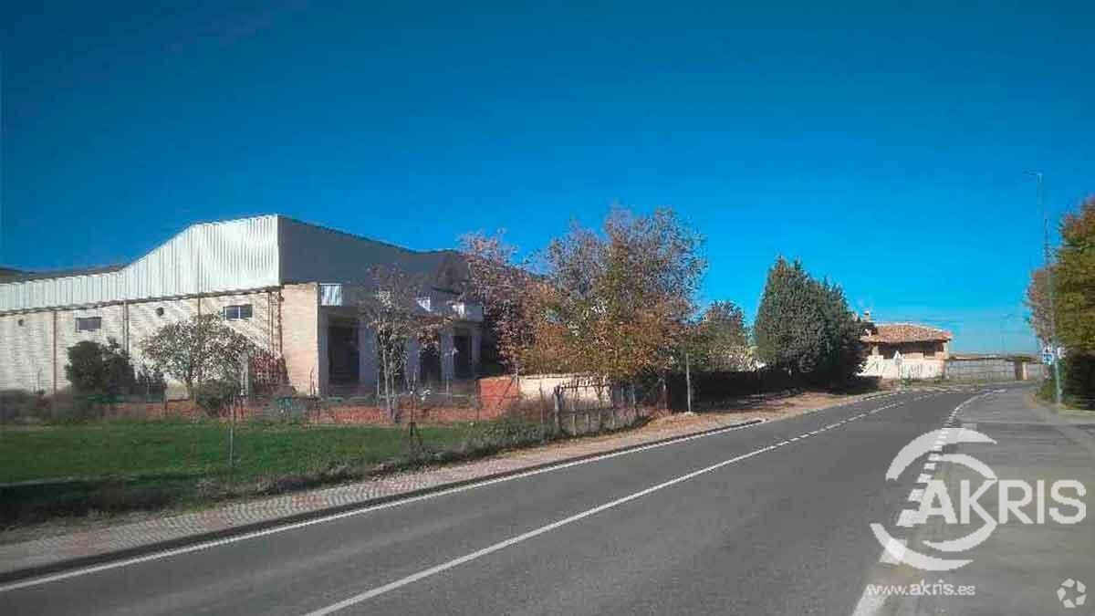 Industrial in Noez, Toledo for sale Primary Photo- Image 1 of 10