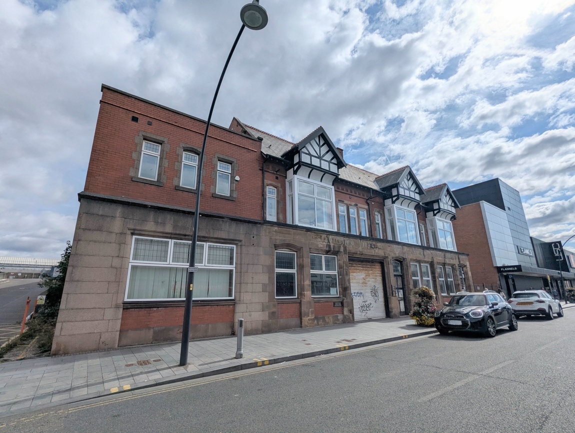 26-32 Tulketh St, Southport to rent Primary Photo- Image 1 of 8