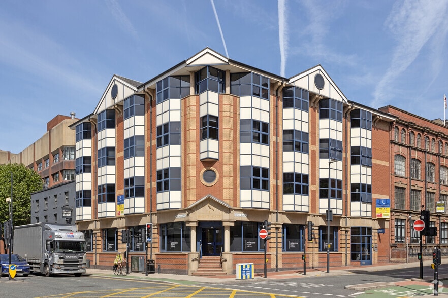 5 Queen St, Leeds for sale - Building Photo - Image 1 of 1