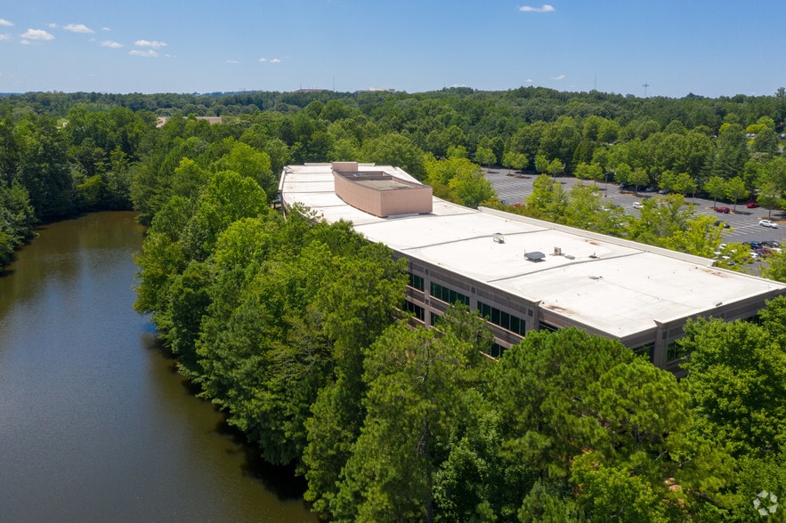 11675 Great Oaks Way, Alpharetta, GA for rent - Aerial - Image 3 of 11