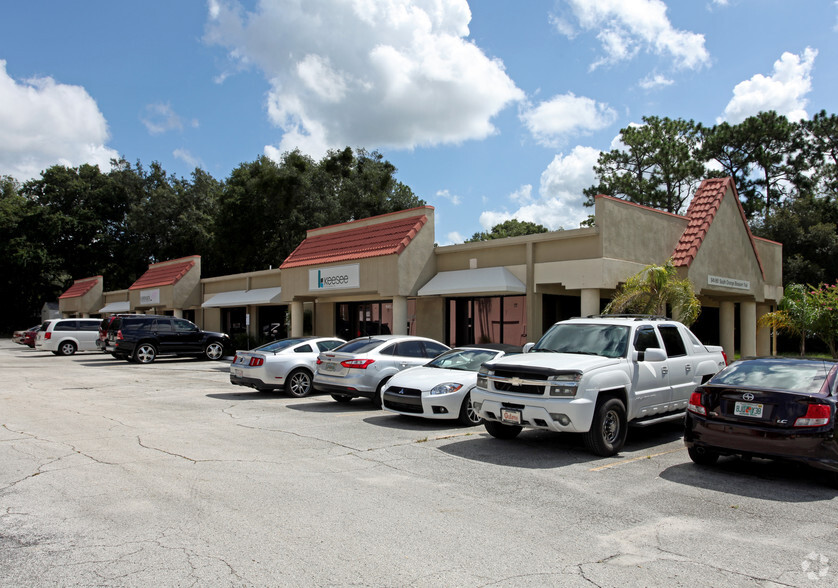 941-951 S Orange Blossom Trl, Apopka, FL for rent - Building Photo - Image 2 of 5