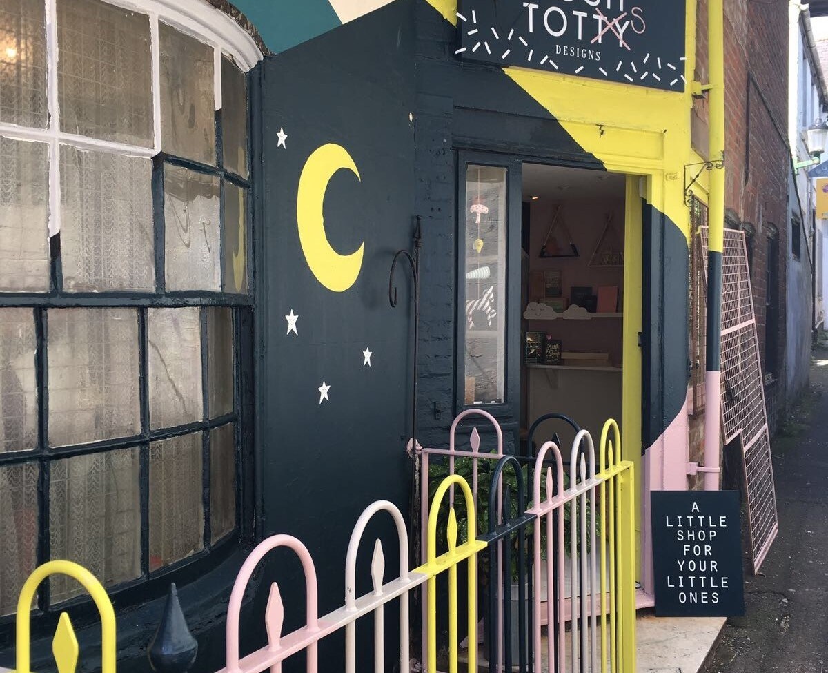 1 Bond Street Cottages, Brighton for sale Primary Photo- Image 1 of 1