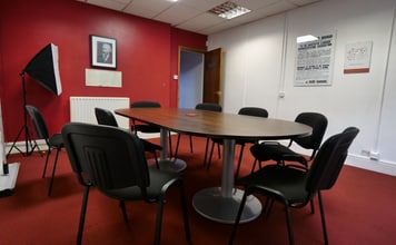 110 High St, Merthyr Tydfil to rent Interior Photo- Image 2 of 3