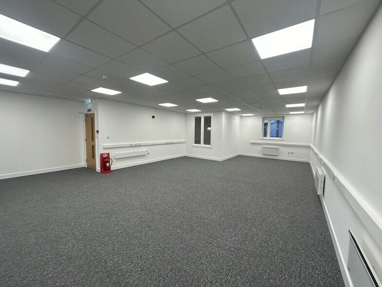 Apex Business Vlg, Cramlington for rent - Building Photo - Image 2 of 9