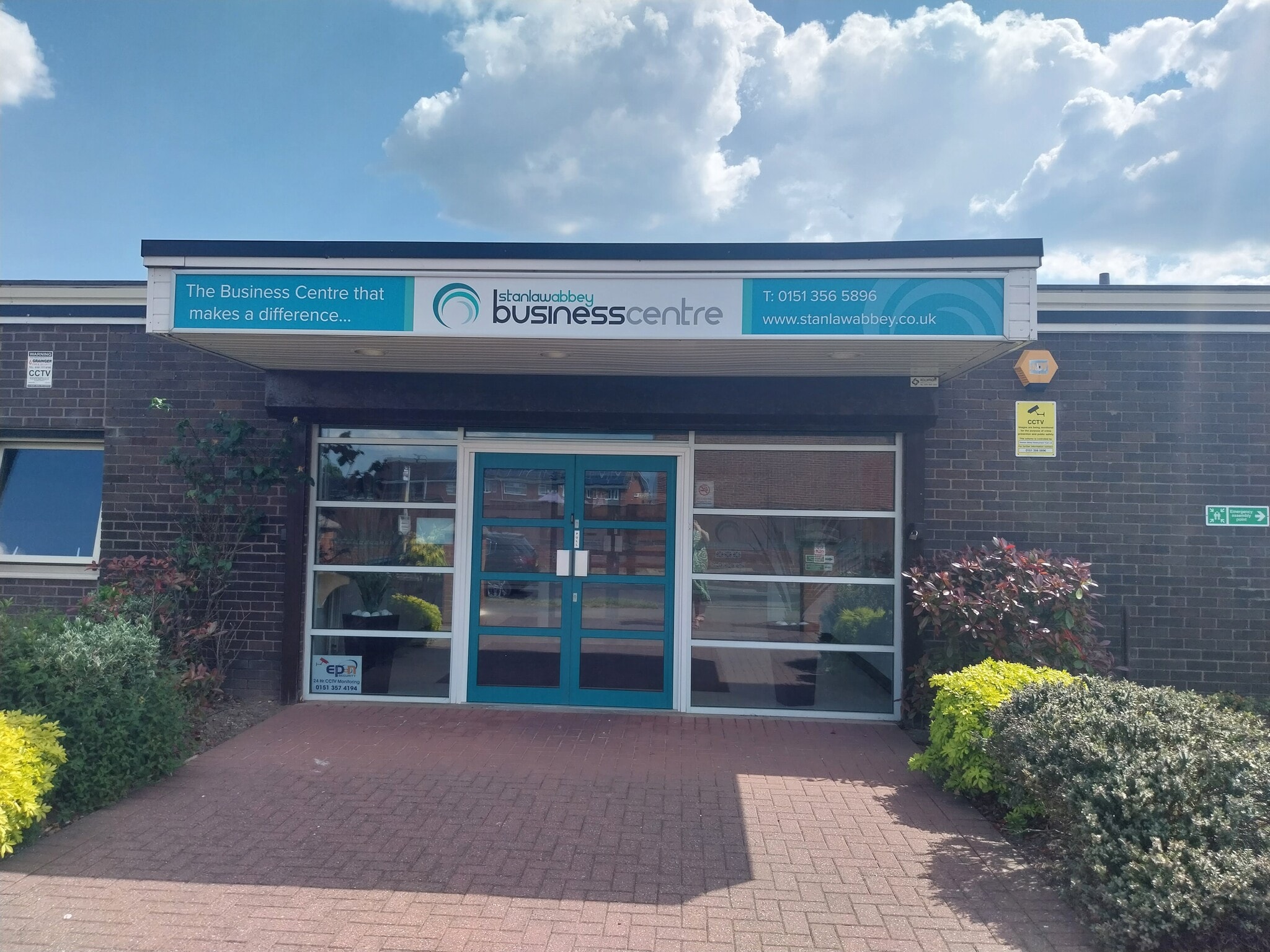 Dover Dr, Ellesmere Port to rent Building Photo- Image 1 of 9