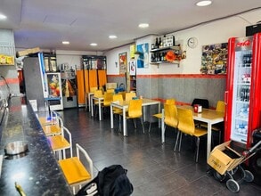 Retail in Barcelona, Barcelona to rent Interior Photo- Image 1 of 12