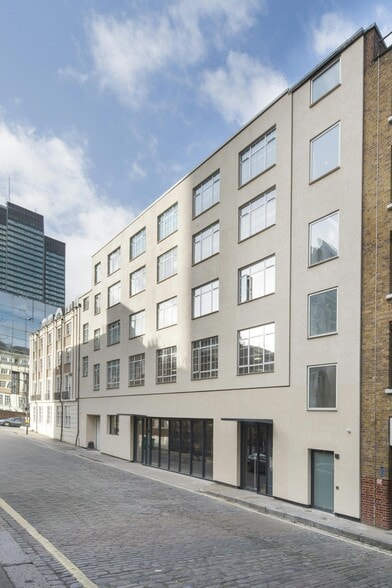 24-32 Stephenson Way, London to rent - Primary Photo - Image 1 of 9