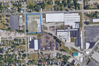 2600 Moak St, Port Huron, MI - aerial  map view