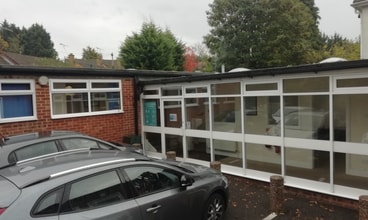 Charters Rd, Ascot to rent Building Photo- Image 1 of 3