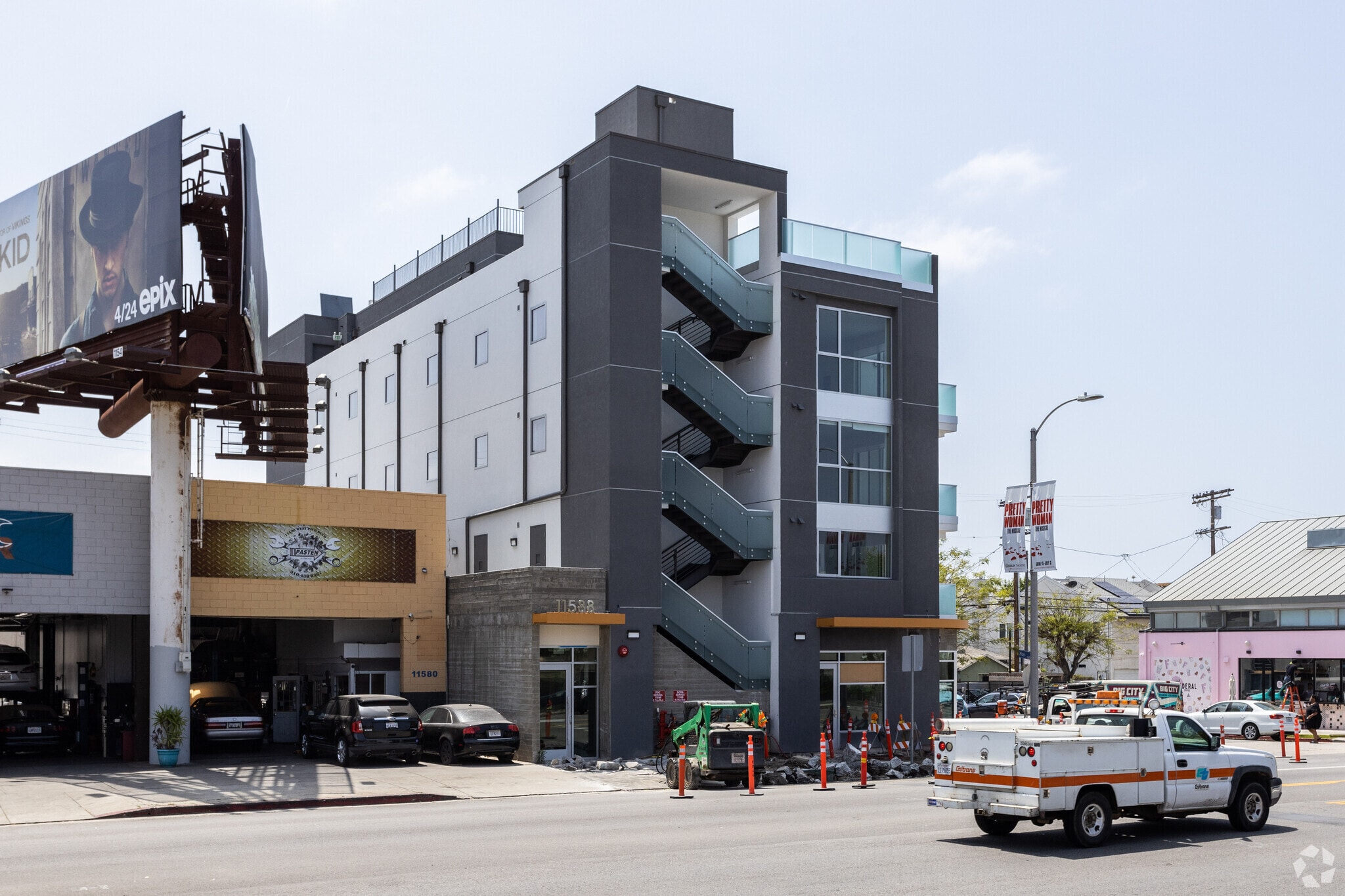 11588-11590 W Pico Blvd, Los Angeles, CA to rent Building Photo- Image 1 of 15