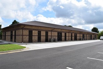 104 Whiting Way, Warner Robins, GA for rent Building Photo- Image 1 of 4