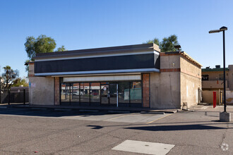 2401 E McDowell Rd, Phoenix, AZ for rent Primary Photo- Image 1 of 9