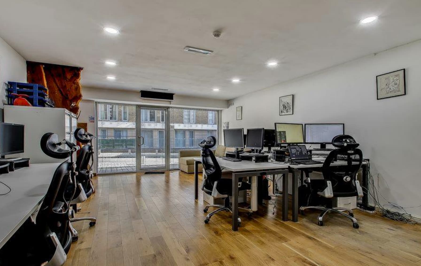 5 East Ln, London to rent Interior Photo- Image 1 of 8