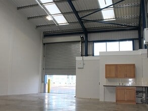 Second Ave, Kingswinford to rent Interior Photo- Image 1 of 1